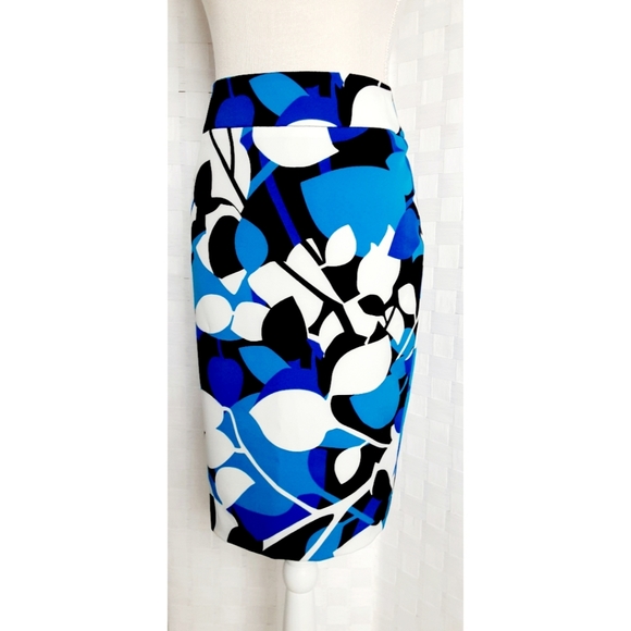 Jones Studio Separate Abstract Floral Pencil Skirt - Picture 2 of 16